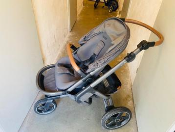 Maxi-cosi Nova 3 wielen kinderwagen beschikbaar voor biedingen