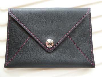 Delvaux leren card holder, portemonnee, model Hug Mustang beschikbaar voor biedingen