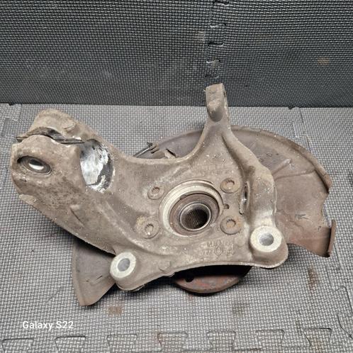VW PASSAT B7 FUSEE RV, Auto-onderdelen, Ophanging en Onderstel, Volkswagen, Gebruikt, Ophalen of Verzenden