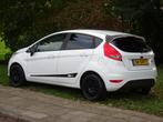 Ford Fiesta 1.25 Limited Black & White met Airco, Voorwielaandrijving, Euro 5, Gebruikt, 1242 cc