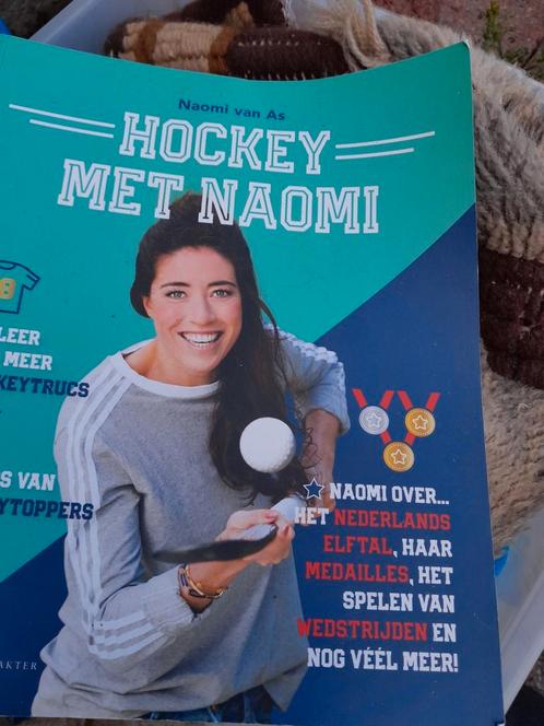 Naomi van As - Hockey met Naomi, Boeken, Kinderboeken | Jeugd | onder 10 jaar, Zo goed als nieuw, Ophalen of Verzenden