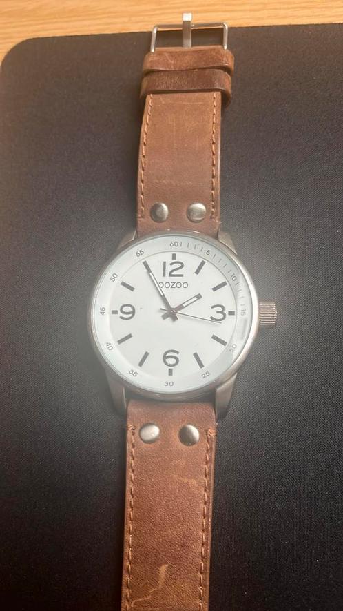 Fraai heren horloge van Oozoo 5,5 cm breed wit blad met leer, Sieraden, Tassen en Uiterlijk, Overige Accessoires, Zo goed als nieuw