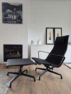 Vitra Eames EA124 lounge chair + EA125 Ottoman showmodel, Huis en Inrichting, Fauteuils, Ophalen of Verzenden, Zo goed als nieuw