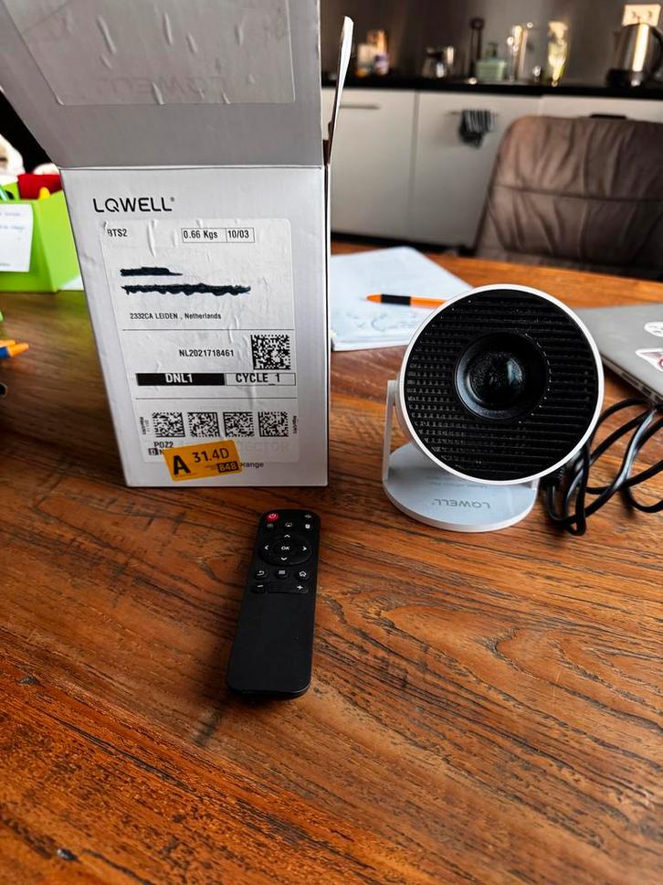 LQWELL HY300 PRO Projector - Zo goed als nieuw!, Audio, Tv en Foto, Beamers, Zo goed als nieuw, LED, Overige resoluties, Ophalen of Verzenden