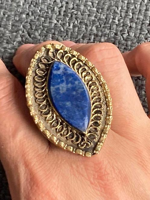 Bohemian ring with lapislazzuli stone, Sieraden, Tassen en Uiterlijk, Ringen, Zo goed als nieuw, Dame, Blauw, Overige materialen