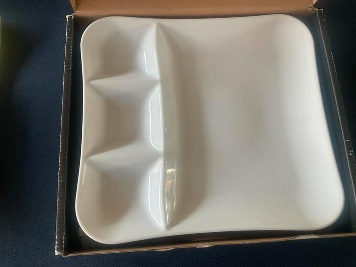 3 VIVO fondue-gourmet borden wit, Huis en Inrichting, Keuken | Servies, Nieuw, Bord(en), Overige stijlen, Porselein, Ophalen of Verzenden