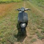 Mooi agm scooter, Fietsen en Brommers, Snorfietsen en Snorscooters, Ophalen, Zo goed als nieuw, Overige merken