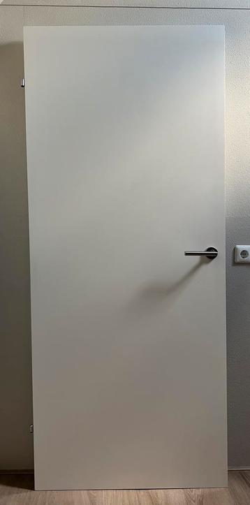 Binnendeur opdek linksdraaiend beschikbaar voor biedingen