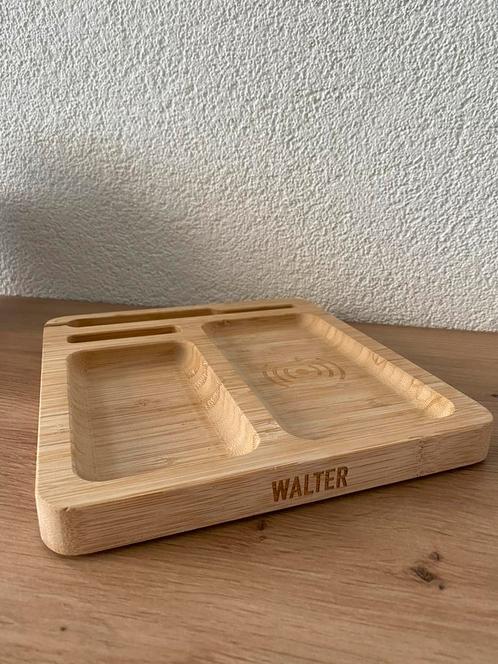 Houten oplaadstation Walter, Telecommunicatie, Mobiele telefoons | Telefoon-opladers, Zo goed als nieuw, Overige merken, Ophalen of Verzenden