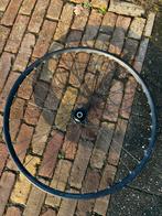 28 inch voorwiel met naafdynamo - disc, Fietsen en Brommers, Fietsonderdelen, Ophalen, Gebruikt, Algemeen, Wiel