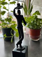 Bronzen beeldje van dansende man met hoed, Antiek en Kunst, Kunst | Beelden en Houtsnijwerken, Ophalen of Verzenden