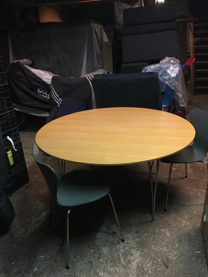 Fritz Hansen Super Circular Elliptica cm, Huis en Inrichting, Bureaus, Gebruikt, Ophalen