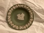 Wedgwood Jasperware groen snuisterijschaal, Antiek en Kunst, Ophalen