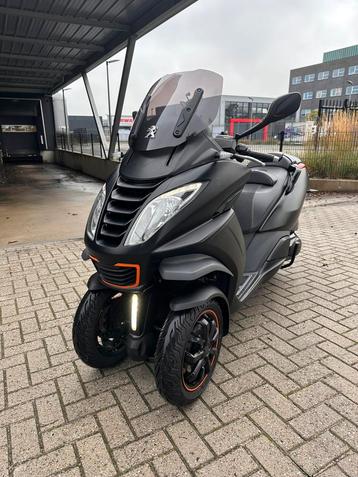 Peugeot Metropolis 400I beschikbaar voor biedingen