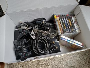 PS3 met spellen en 2 controllers beschikbaar voor biedingen