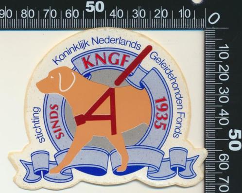 Sticker: KNGF Geleidehonden - Sinds 1935 (2), Verzamelen, Stickers, Zo goed als nieuw, Dier en Natuur, Verzenden