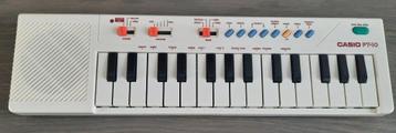 Casio PT-10  mini-synthesizer beschikbaar voor biedingen