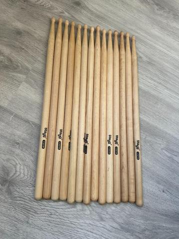 7 setjes drumstokken van Stagg beschikbaar voor biedingen