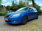 Mazda 3 1.6 Hatchback 2004 Blauw, Auto's, Voorwielaandrijving, 1160 kg, Stof, Metallic lak