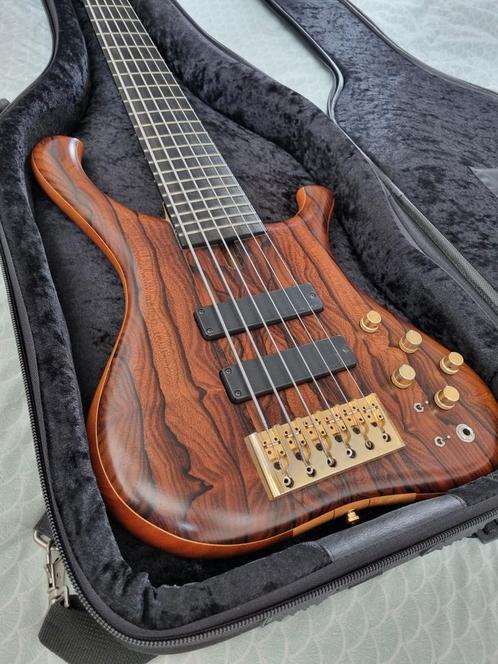Marleaux Consat 6-String 2012, Muziek en Instrumenten, Snaarinstrumenten | Gitaren | Bas, Zo goed als nieuw, Elektrisch, 6-snarig