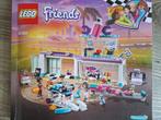 Lego Friends kart garage 41351 complete set met boekje, Complete set, Ophalen of Verzenden, Lego, Zo goed als nieuw