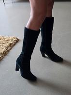 Te koop zwarte suède dameslaarzen, maat 37, merk Moccio, Hoge laarzen, Moccio, Zwart, Ophalen of Verzenden