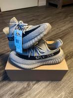 Yeezy Boost 350 V2 Slate - Maat 42, Kleding | Heren, Schoenen, Ophalen of Verzenden, Nieuw, Overige kleuren, Sneakers of Gympen