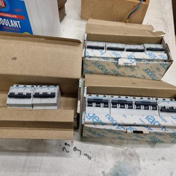 HAGER  INSTALLATIE AUTOMATEN 3 FASE 3 POLIG B16 / C16 / C25 beschikbaar voor biedingen