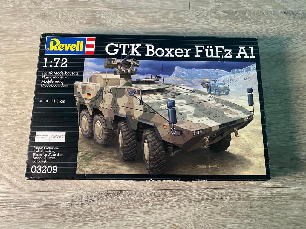 Revell GTK Boxer Fufz A1 1/72 (lezen), Gebruikt, Revell, Ophalen of Verzenden, Tank