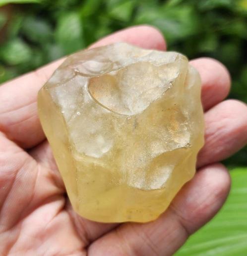 80 gram!!!Libisch Woestijnglas Goud tektiet, Goud moldaviet, Verzamelen, Mineralen en Fossielen, Mineraal, Ophalen of Verzenden