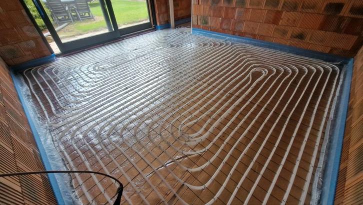 Smits installatietechniek vloerverwarming, Diensten en Vakmensen, Loodgieters en Installateurs