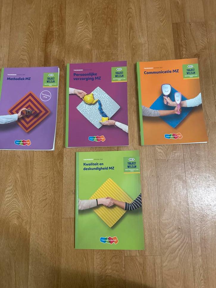 MZ Leerboeken - Methodiek, Verzorging, Communicatie, Boeken, Studieboeken en Cursussen, Gelezen, MBO, Gamma, Ophalen of Verzenden