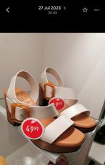 Sandaal, Ophalen, Gedragen, Sandalen of Muiltjes