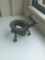 Antieke bronzen rituele schelphouder., Ophalen of Verzenden