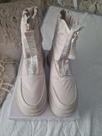 Leuke, warme gevoerde boots - maat 40 - NIEUW!, Kleding | Dames, Grote Maten, Ophalen of Verzenden, Nieuw, Beige