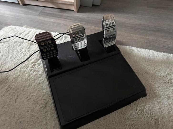 Thrustmaster 3TPA pedalen, Spelcomputers en Games, Spelcomputers | Overige Accessoires, Gebruikt, Ophalen