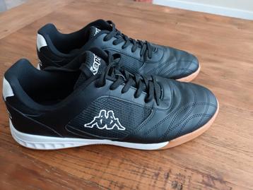 Kappa Zaalschoenen Maat 45 - Zo goed als nieuw! beschikbaar voor biedingen
