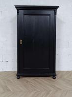 Landelijke klassieke hangkast, eendeurskast, linnenkast, Antiek en Kunst, Ophalen of Verzenden