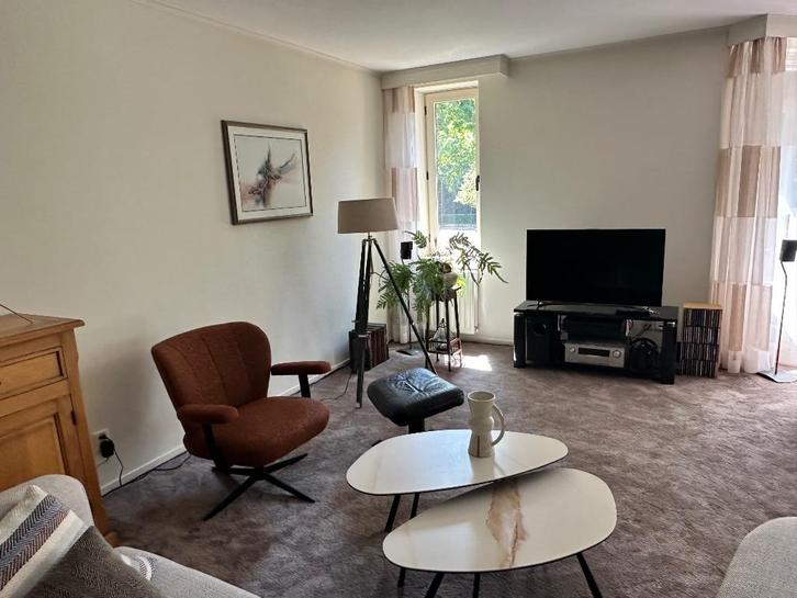Moderne salontafeltjes Montello Piet Klerkx, Huis en Inrichting, Tafels | Salontafels, Zo goed als nieuw, Minder dan 50 cm, 50 tot 100 cm