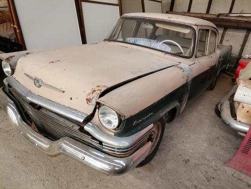 STUDEBAKER CHAMPION 1957, Auto's, Oldtimers, Particulier, Overige merken, Benzine, Sedan, Handgeschakeld, Beige, Grijs, Stof, Achterwielaandrijving