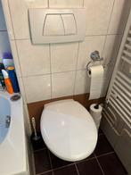 Wc met inbouwreservoir, Ophalen, Gebruikt