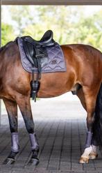 Equestrian stockholm dark violet, Dieren en Toebehoren, Paarden en Pony's | Dekens en Dekjes, Ophalen of Verzenden, Zo goed als nieuw