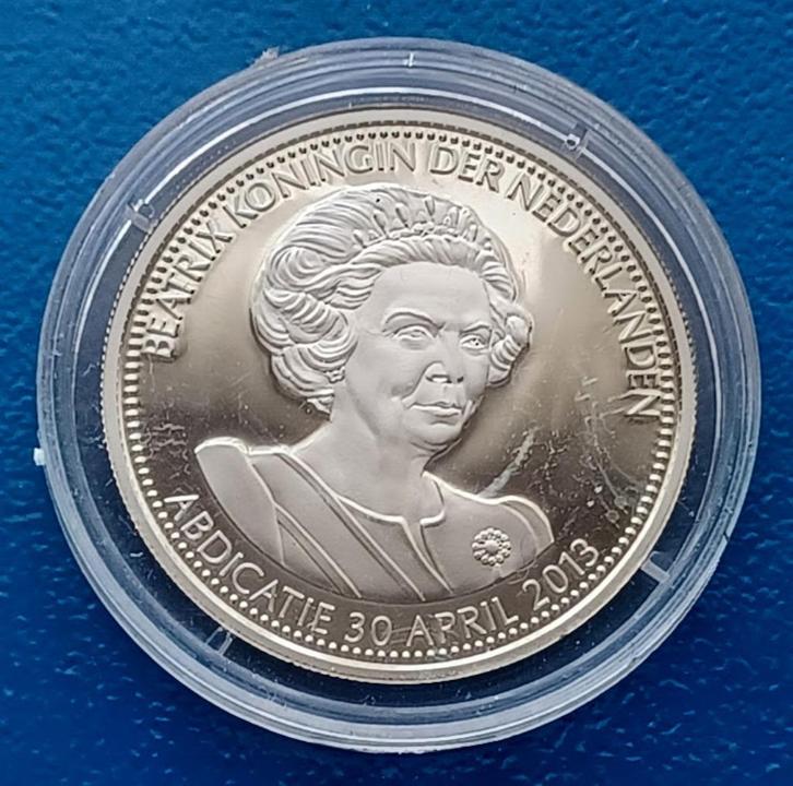 Penning Abdicatie van Koningin Beatrix - 2013, Postzegels en Munten, Penningen en Medailles, Zilver, Nederland, Verzenden