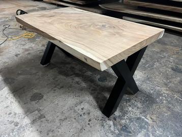 Boomstamtafel 160 x 90 x 78cm (48) beschikbaar voor biedingen