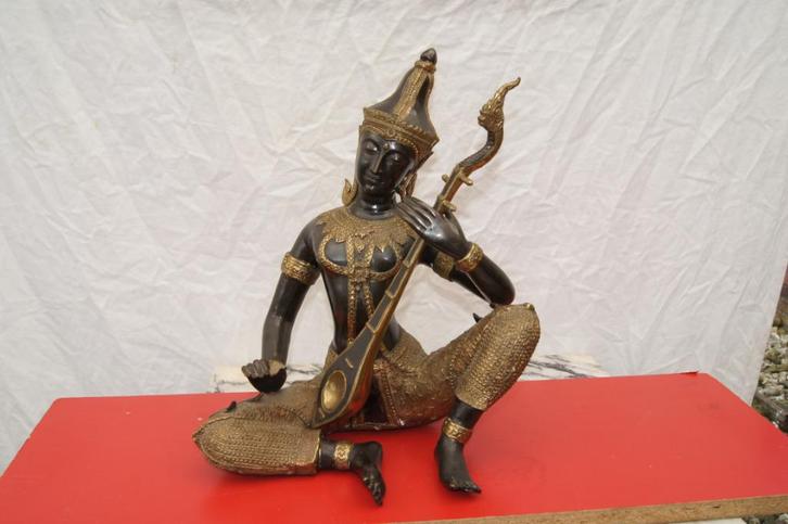 Thaise Godheid ( Prins van de muziek, Antiek en Kunst, Kunst | Beelden en Houtsnijwerken, Ophalen of Verzenden