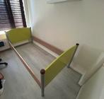 Groen bed, Huis en Inrichting, Ophalen, Tweepersoons, Zo goed als nieuw, Stof