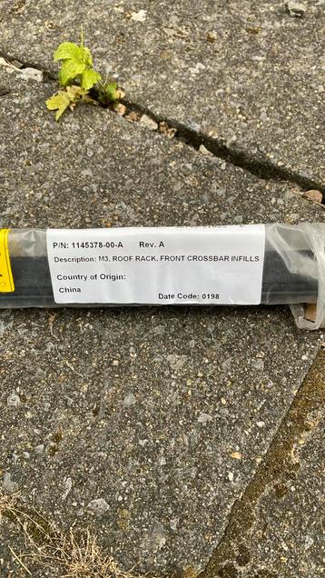 Model 3 Tesla - rubberen inleg voor dakdrager beschikbaar voor biedingen