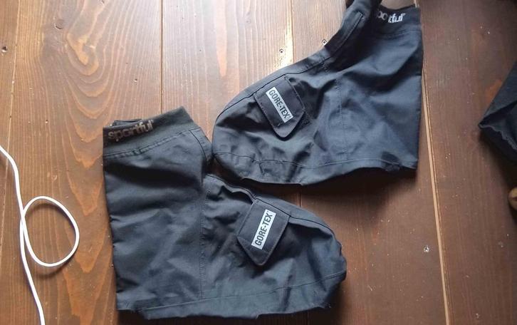 Goretex regen overschoenen racefiets mt 43, Fietsen en Brommers, Fietsaccessoires | Fietskleding, Schoenen, Ophalen of Verzenden