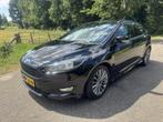 Ford FOCUS 1.0 EcoBoost ST Line Business, Gebruikt, Met garantie (alle), Zwart, 3 cilinders