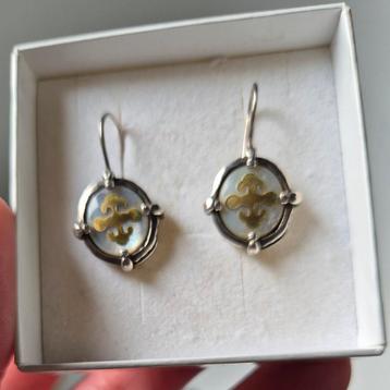 Gem Kingdom oorhangers  beschikbaar voor biedingen